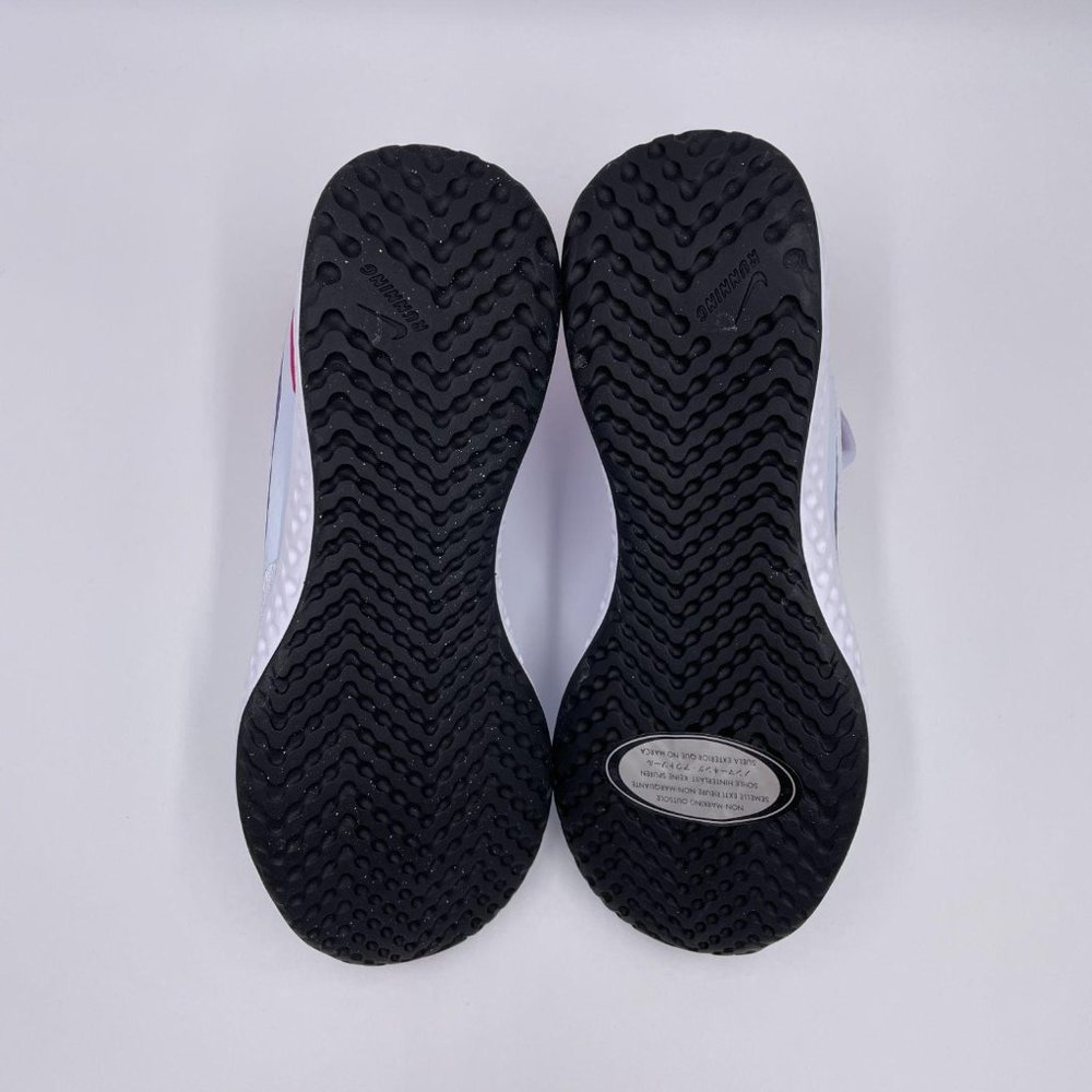 Nike Revolution 5 White / Purple Womens Shoes - Picture 6 of 8